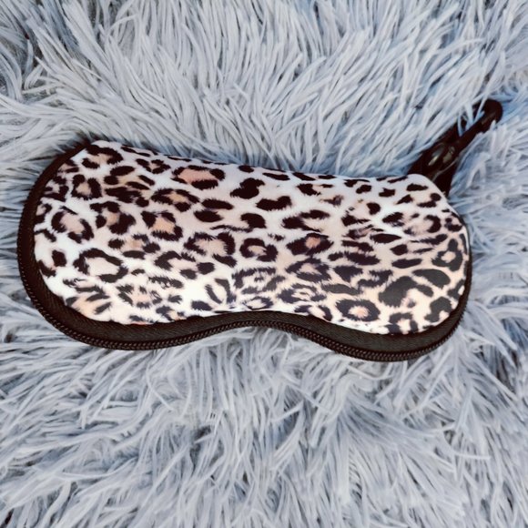 CrossFire - Safety Glasses - Magnifying +1.5, Brown Lenses, Scratch Resistant - Picture 6 of 7